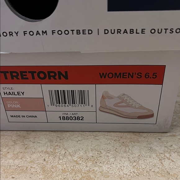 NIB - Tretorn Women's Sneakers - White and Pink
Discounted Shipping!! - Picture 2 of 7